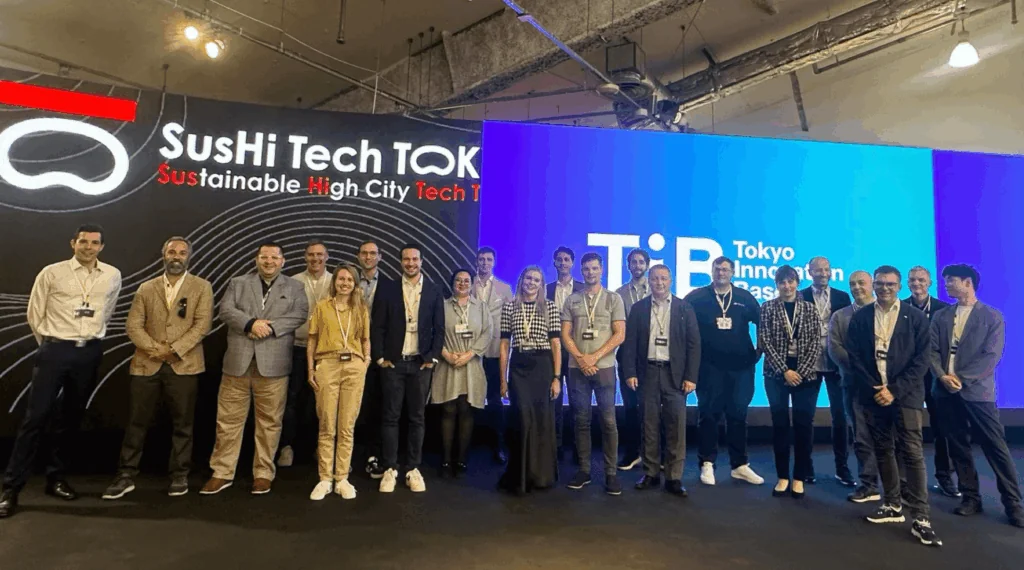 photo of team members and other participants of the Japan IT Week